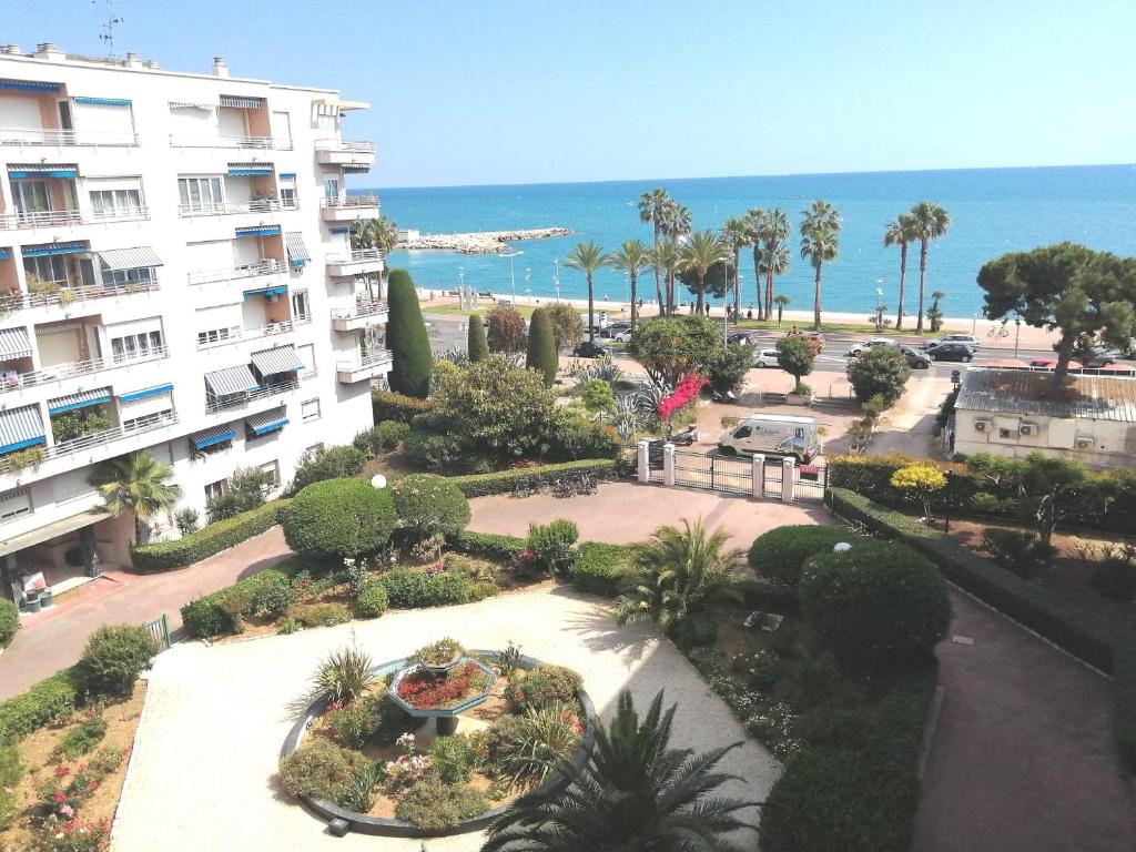 Appartement Les Galets Bleus 100 Promenade de la Plage 06800 Cagnes-sur-Mer