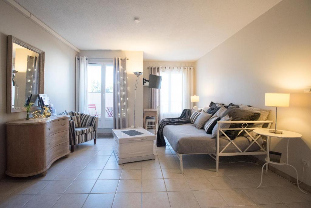 Appartement Les Gémeaux Résidence les Gémeaux 8 route de Morières 84000 Avignon