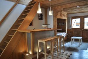 Les Gentianes Appartement 5 personnes à 50 mètres des pistes Meribel 3 vallées