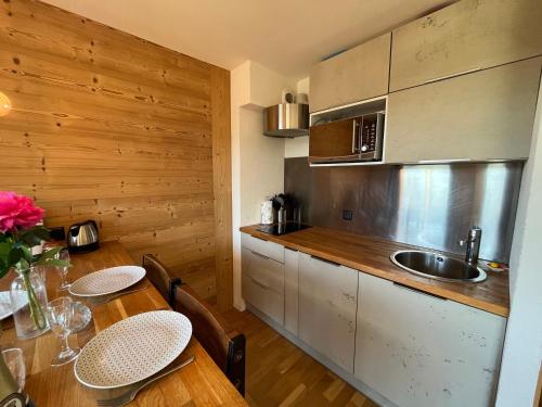 Appartement Appartement Les Gets, 2 pièces, 4 personnes - FR-1-598-107 1693 route des grandes alpes Les Gets