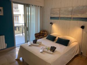 Appartement Les Glycines YourHostHelper 2 Rue Courmes 83000 Toulon Provence-Alpes-Côte d\'Azur