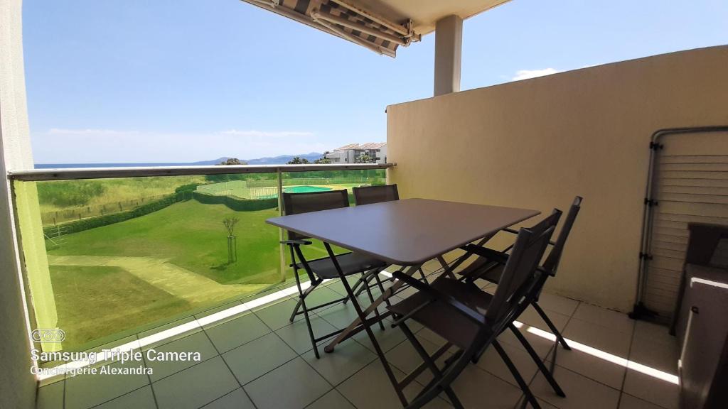 LES GOELLETTES : vue mer et piscine Impasse Donizetti, 66750 Saint-Cyprien