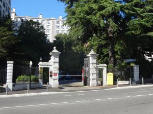 LES GRANDS CEDRES C1 7 Avenue de Fabron