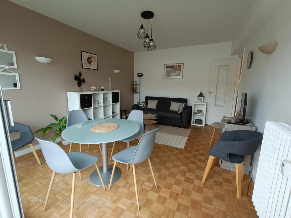 Les Guillemets Résidence des Boussicats, bat B, Appartement 104, 1er étage 18 Rue Bobillot, 89000 Auxerre