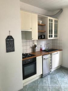 LES ÎLES - Parking, Balcon, Netflix & PS4!