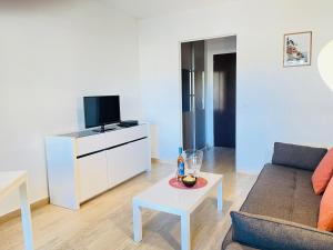 Appartement Les Imperators YourHostHelper 104 Chemin de la Lauve 83700 Saint-Raphaël Provence-Alpes-Côte d\'Azur