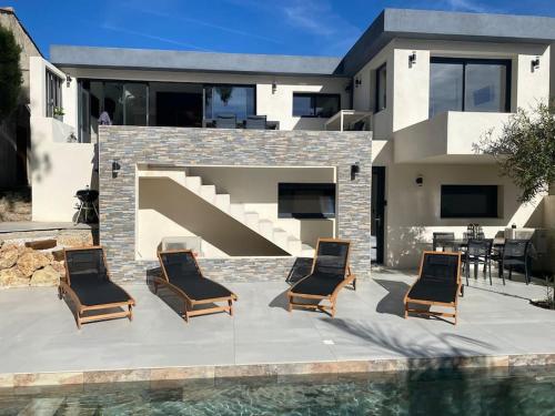Les Issambres, Rez de villa avec piscine privée a 150m de la mer