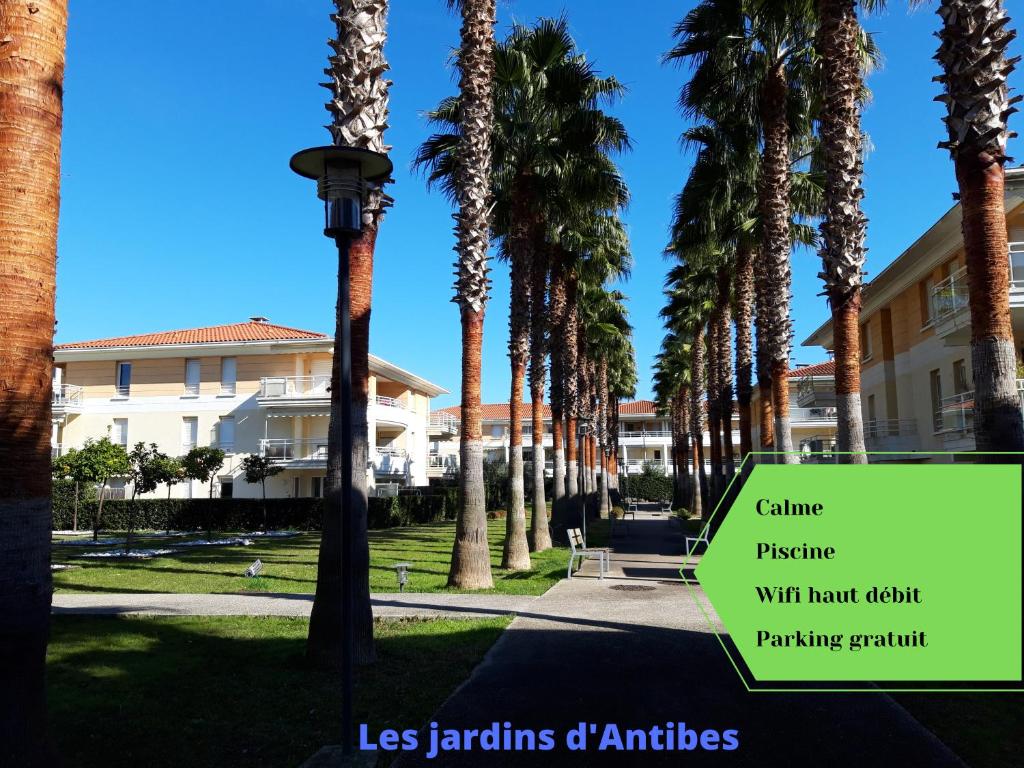 Appartement Les jardins d'Antibes LES JARDINS D'ANTIBES 60 bis boulevard du Val Claret 06600 Antibes