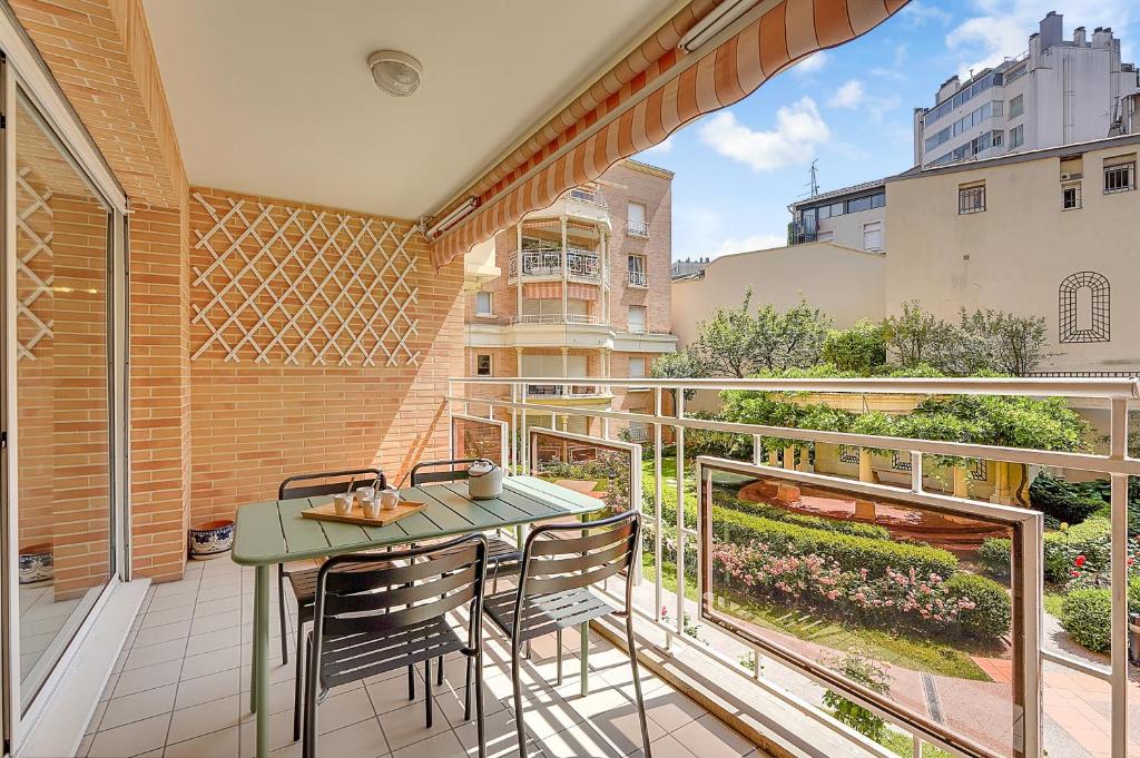 LES JARDINS DE L'OLYMPE - Appartement lumineux de 137m2 6, Rue Bayard, 31000 Toulouse