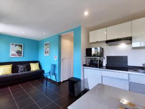 Les jardins de la coulée verte by Booking Guys