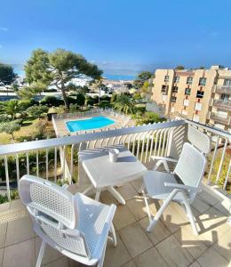 Les JARDINS DU PORT Appartement Piscine face mer