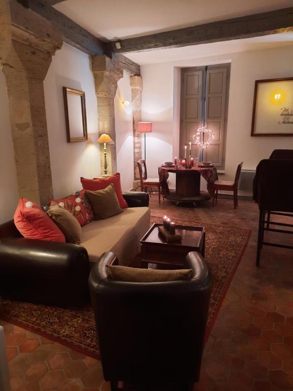 Appartement Les Lauriers de Molière Luxe, Jardin, Patrimoine ,Palais des Papes 30 Rue Bouquerie 84000 Avignon