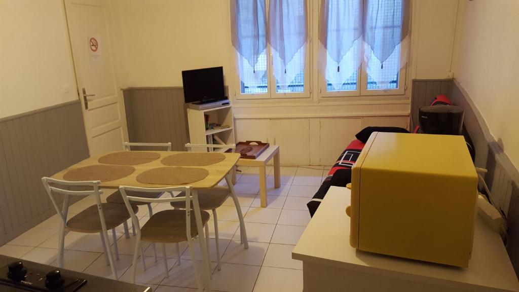 Appartement Les Lavandes 34 Rue de la Poissonnerie 34300 Agde