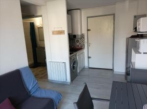 Appartement Les Locations de Lara II - T2 lit double & clic-clac Balcon Piscine Parking privatif Les Raisins d'Or Bât H156, 2 Avenue du Surintendant 34300 Le Cap d\'Agde Languedoc-Roussillon