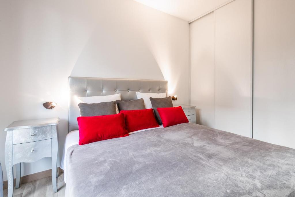 Les Lofts De Provins: Apt 4 77160 Provins