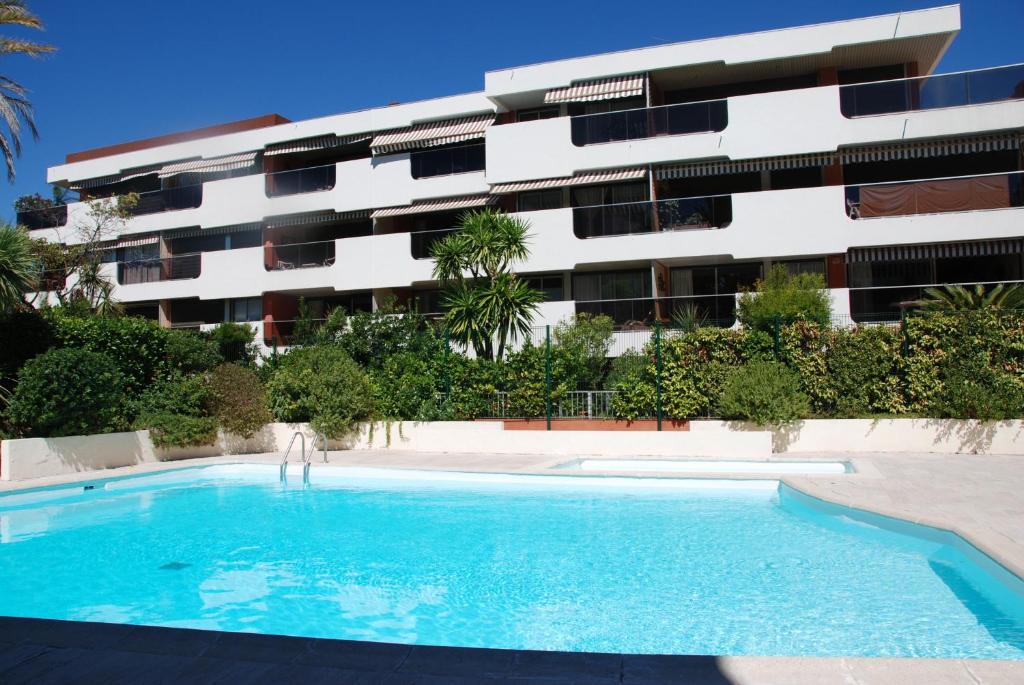 Les Loges Blanches - Apt B103 - BO Immobilier