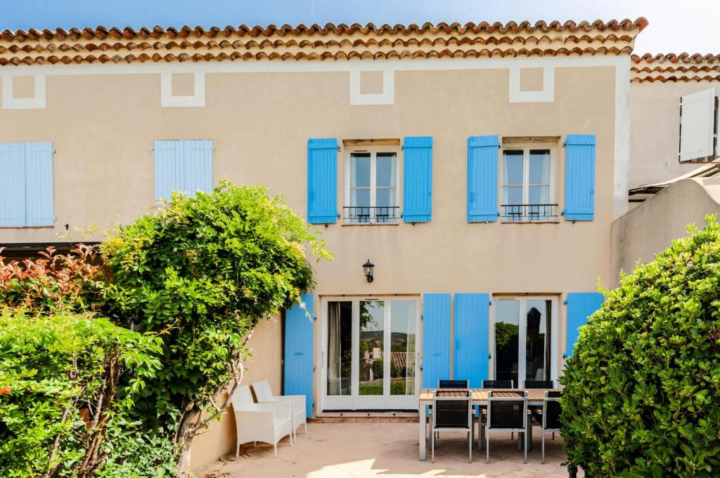 Appartement Les maisons et villas de Pont Royal en Provence - maeva Home - Maison 4 piè 124 Domaine et Golf de Pont-Royal - Place de la Fontaine 13370 Mallemort