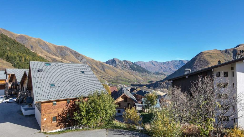 Appartement Les Marmottes- 38- Appart Vue montagne- 4 pers Les chalets de la Porte des Saisons 73530 Saint-Sorlin-d\'Arves