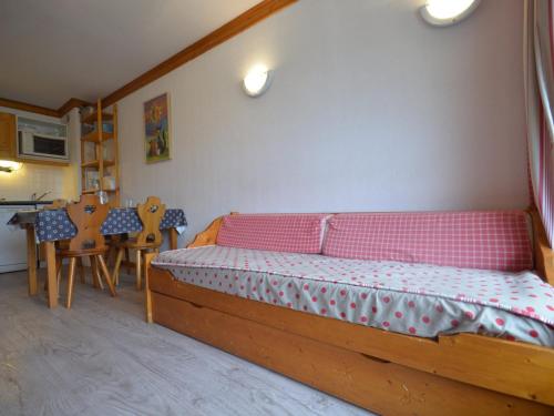 Appartement Les Menuires, 2 pièces, 4 personnes - FR-1-452-253 Les Menuires france