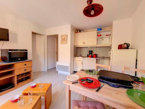 Appartement Les Menuires, 2 pièces, 5 personnes - FR-1-344-1128 Les Menuires france