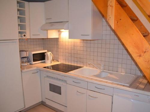 Appartement Appartement Les Menuires, 2 pièces, 6 personnes - FR-1-452-119 Fontanettes -  - Les Menuires