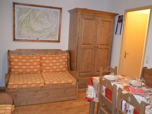 Appartement Appartement Les Menuires, 2 pièces, 6 personnes - FR-1-452-23 Fontanettes -  - Les Menuires