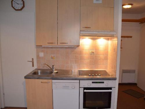 Appartement Appartement Les Menuires, 3 pièces, 5 personnes - FR-1-452-237 Bruyères  LES BRUYERES Les Menuires