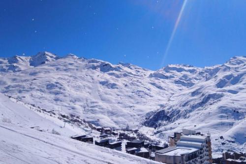 Les Ménuires - Appart 2 pièces 4 pers - Balcon plein SUD - Ski aux pieds