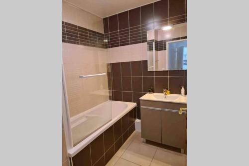 Les Mouettes appartement pour 4, résidence de vacances avec piscine