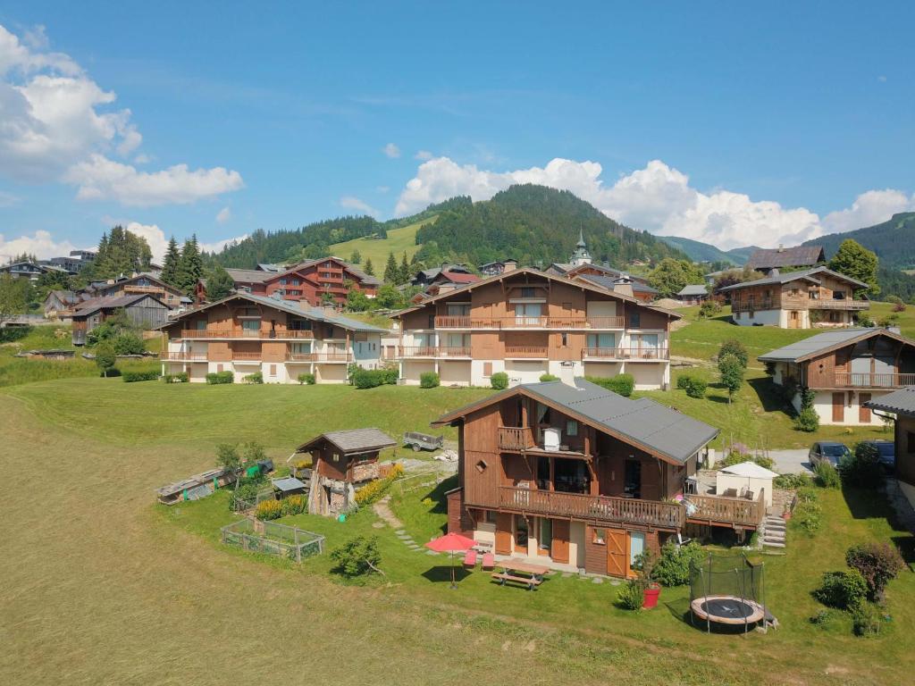 Appartement LES MURZIERS ** chalets les murziers 2 181 impasse des aravis 73590 Notre-Dame-de-Bellecombe