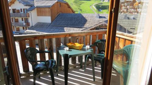 Les Orres 1800 Appartement vue exceptionnelle avec parking privatif