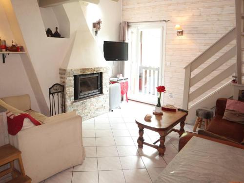 Appartement Appartement Les Orres, 2 pièces, 5 personnes - FR-1-322-483 LE MELEZE DE MELEZET 17 Route de Mazelière Village du Mélezet Les Orres