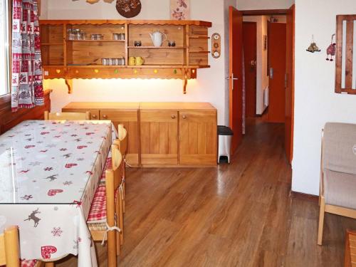 Appartement Les Orres, 2 pièces, 6 personnes - FR-1-322-451 Les Orres france