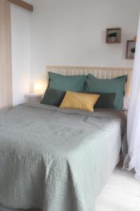 LES PALMIERS - Appartement avec piscine proche plage