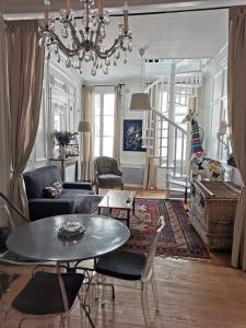 Les Papillons de St Leonard