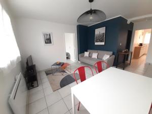 Les Peupliers Appartement centre ville d'Aix avec 3 chambres et parking privé
