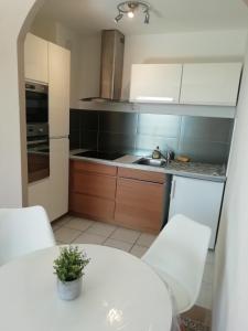 Appartement Les PHAETONS Avenue de la Mer 83140 Six-Fours-les-Plages Provence-Alpes-Côte d\'Azur