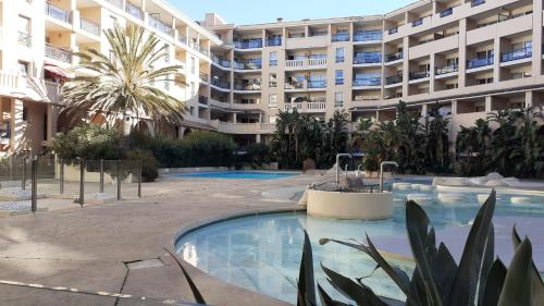 appartement les pieds dans l'eau Cannes france