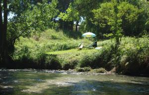 Les pieds dans l'eau: Gîte Vercors - Plage privée