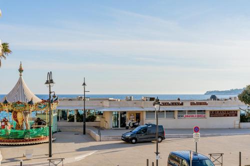 Les pieds dans l'eau par Dodo-a-Cassis
