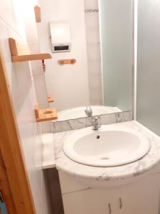 Les Pierres Blanches 2 pieces cosy et fonctionnel
