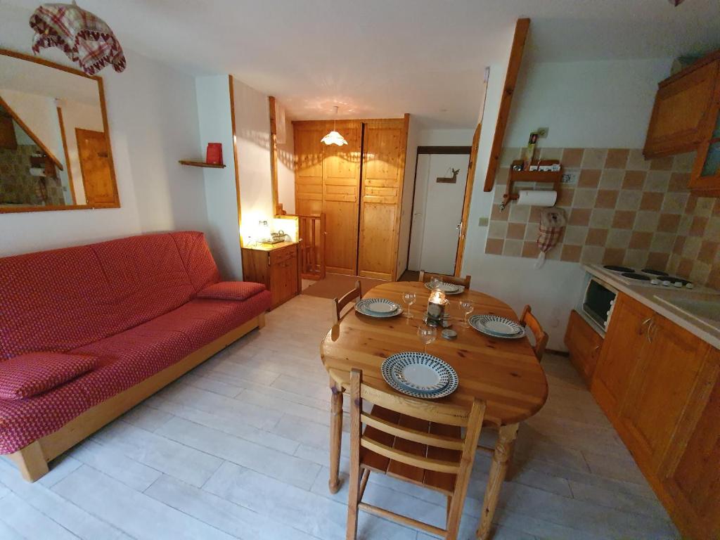 Appartement Les Pierres Blanches 2 pieces cosy et fonctionnel residences les pierres blanches F 132 impasse du bonnant 74170 Contamines Montjoie 74170 Les Contamines-Montjoie