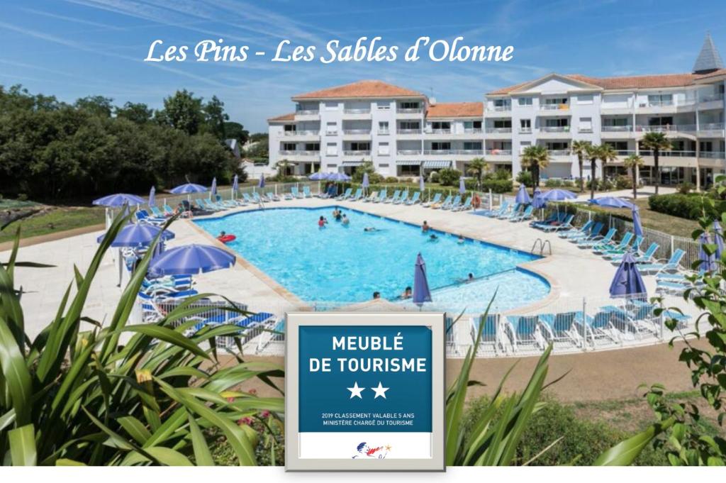 Les Pins - 3 pièces - Vue sur piscine - 600m mer - Les Sables d'Olonne Appartement 123, Bâtiment 1, 2ième étage 24 Rue de la Cité des Pins, 85100 Les Sables dʼOlonne