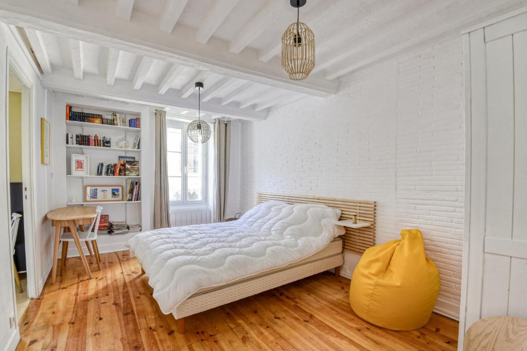 LES PINS Appartement a 5 mn à pied du Bord de Mer 06800 Cagnes-sur-Mer