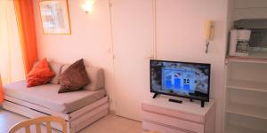 Appartement Les Pins Bleus 55 Avenue de Cannes 06160 Juan-les-Pins Provence-Alpes-Côte d\'Azur