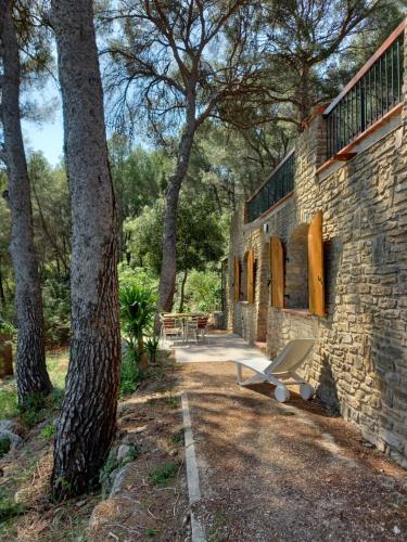 LES PINS
