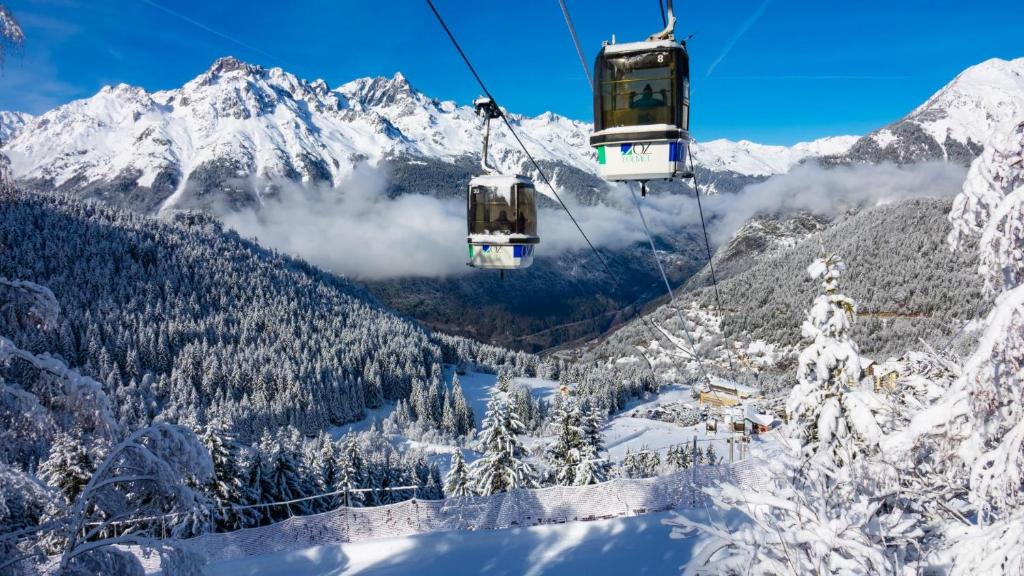 Les pistes, studio 4 personnes au pied du télécabine Rue de la Giette, 38114 Oz