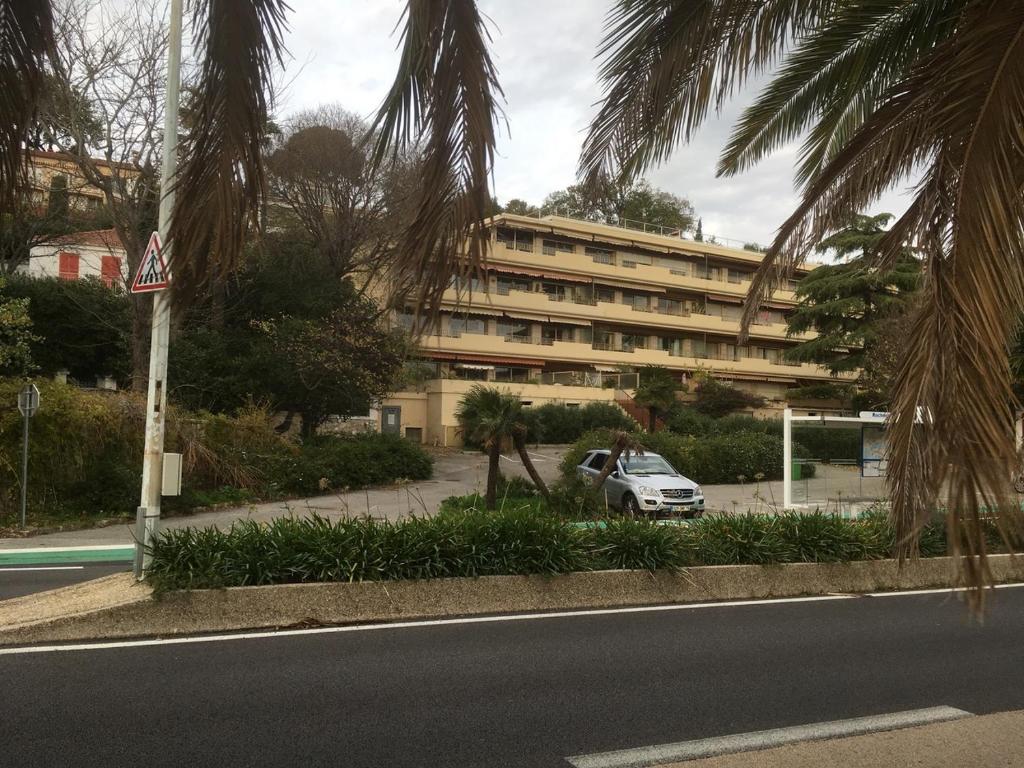 Appartement Les Rochers sur la mer Les Rochers 831 A Corniche Général de Gaulle 83000 Toulon