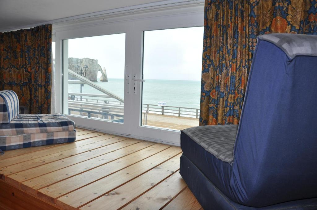 Appartement Les Roches Blanches Front De Mer, Rue Abbé Cochet N.a 76790 Étretat