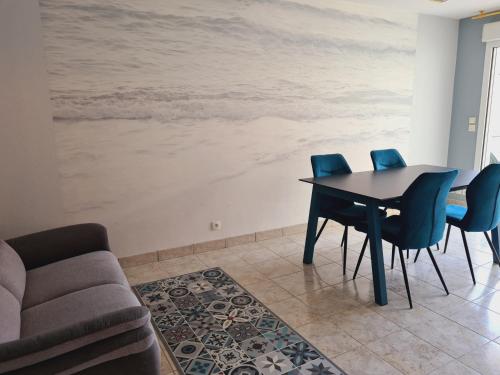 Appartement Appartement Les Sables-d'Olonne, 3 pièces, 4 personnes - FR-1-485-122 8 RUE DE L'AMIRAL VAUGIRAUD batiment azur appt 1215 2 eme étage Les Sables dʼOlonne